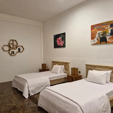 Peraja Bungalows Loyok Sangyang Room photo