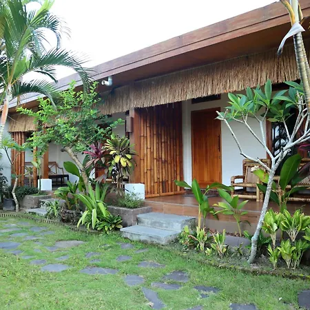 Peraja Bungalows Loyok Sangyang Room photo