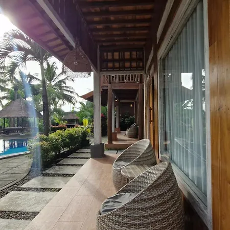 Peraja Bungalows Loyok Sangyang Exterior photo