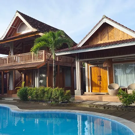 Peraja Bungalows Loyok Sangyang Exterior photo