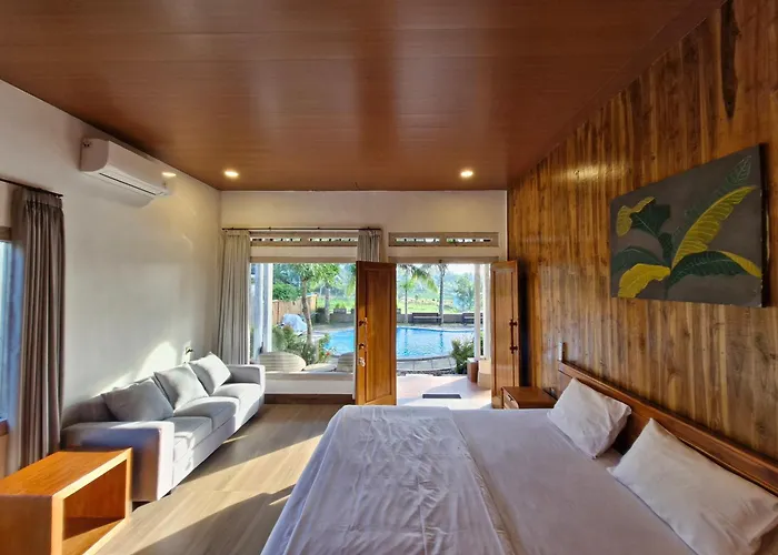 Peraja Bungalows Loyok